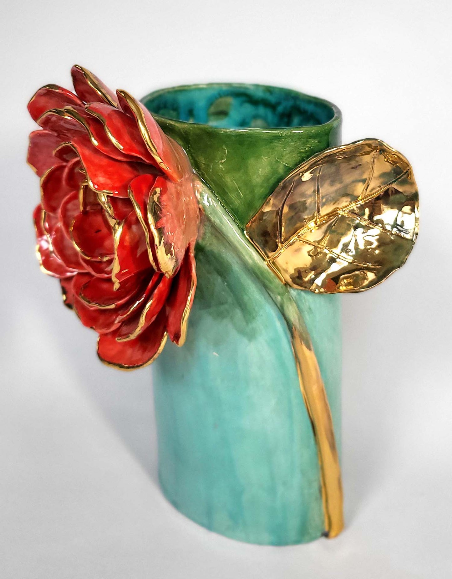 Vase à Fleurs Rayonnant en Faïence Émaillée et Or - Pièce Unique
