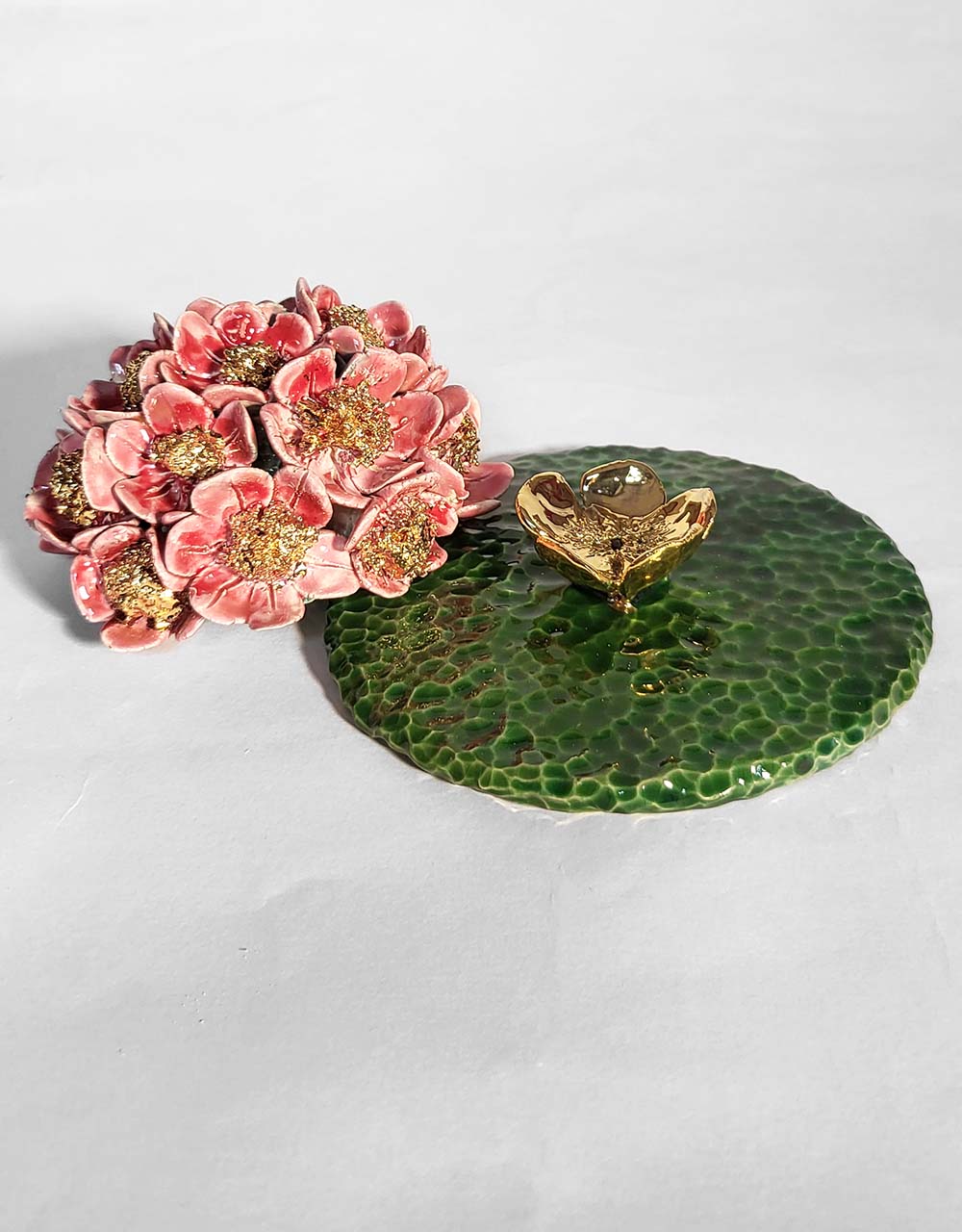 Porte encens Céramique Émaillée, Fleur de cerisier et Or - Pièce Unique Fait Main