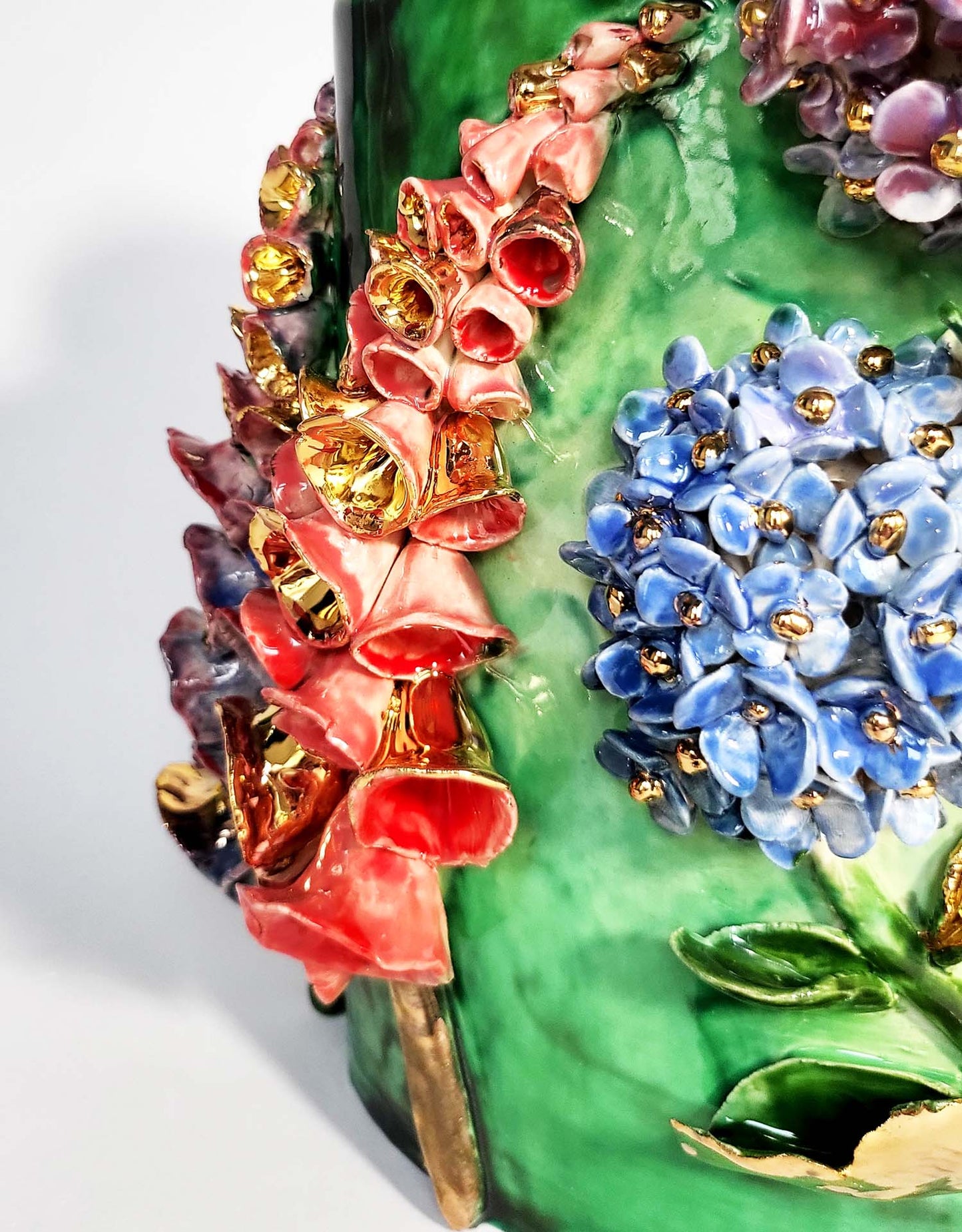 Hydrangea and Foxglove Vase – Unique Handcrafted Piece with fine 22-carat gold