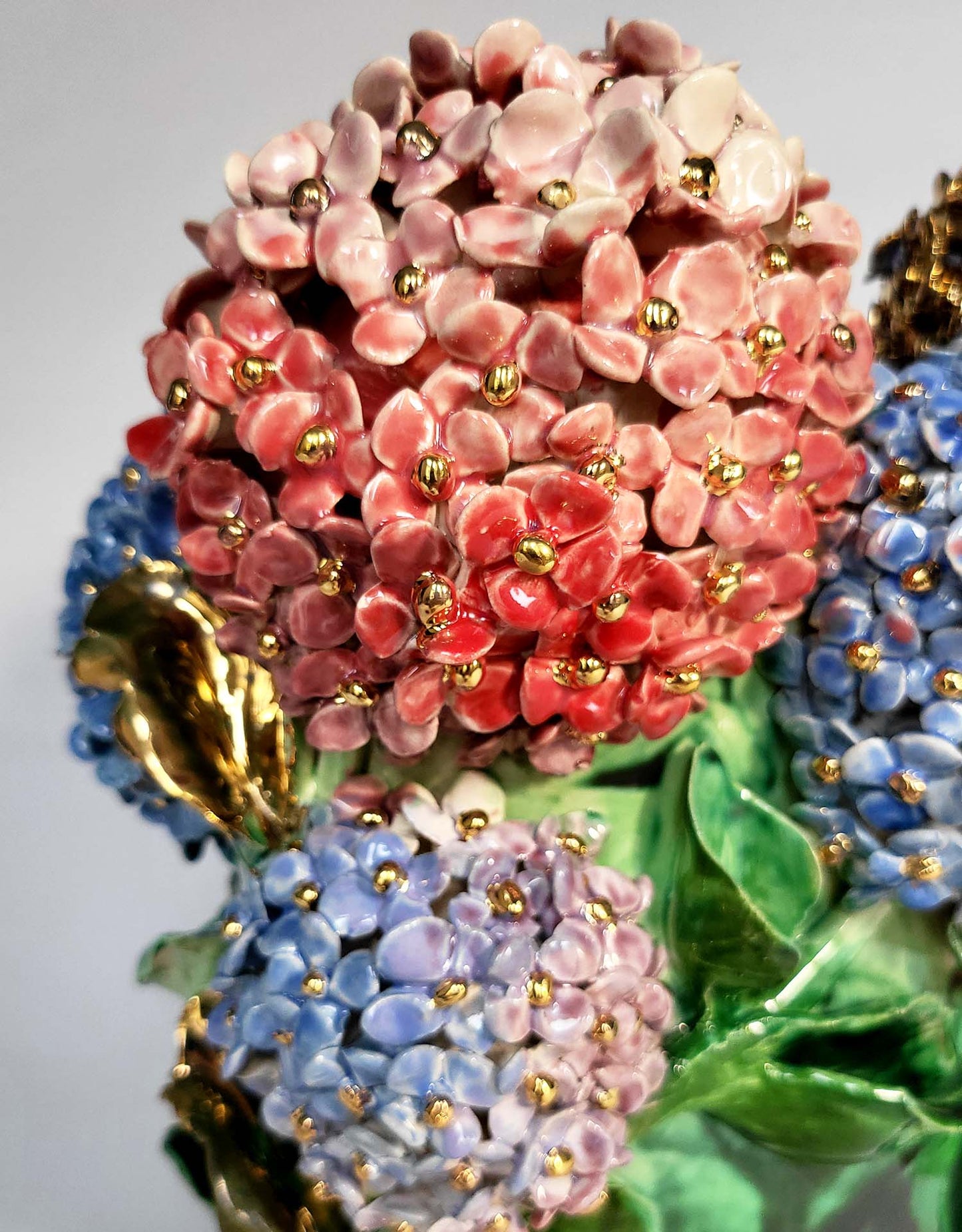 Hydrangea and Foxglove Vase – Unique Handcrafted Piece with fine 22-carat gold