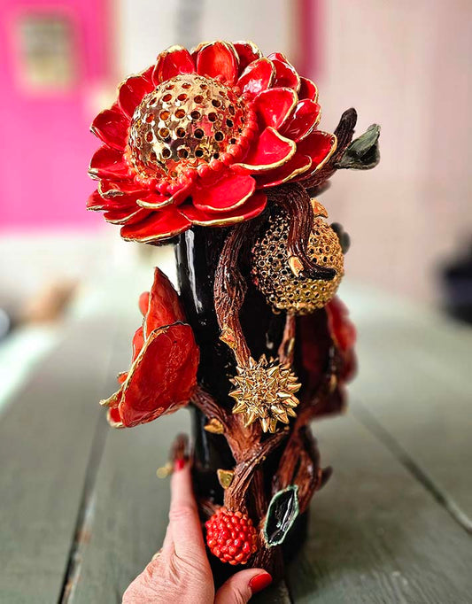 Vase en céramique « Soleil Rouge » – Pièce Unique
