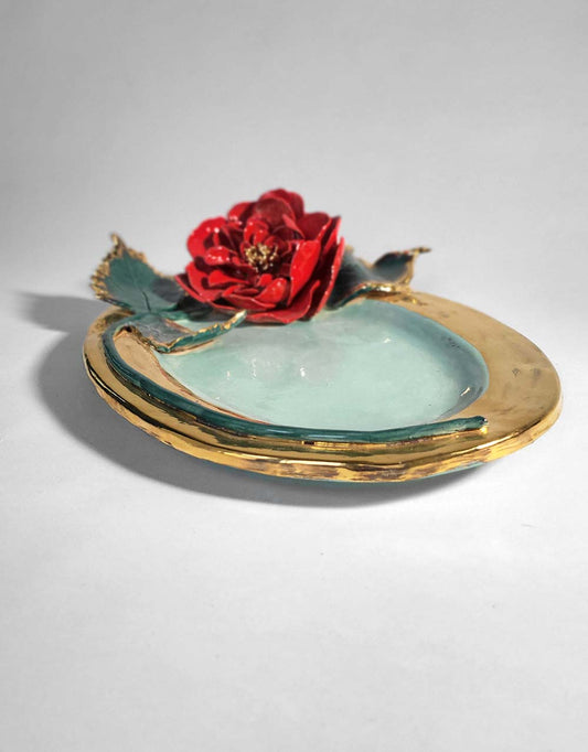 Assiette en céramique « Golden Bloom » – Pièce unique avec or fin 22 carats