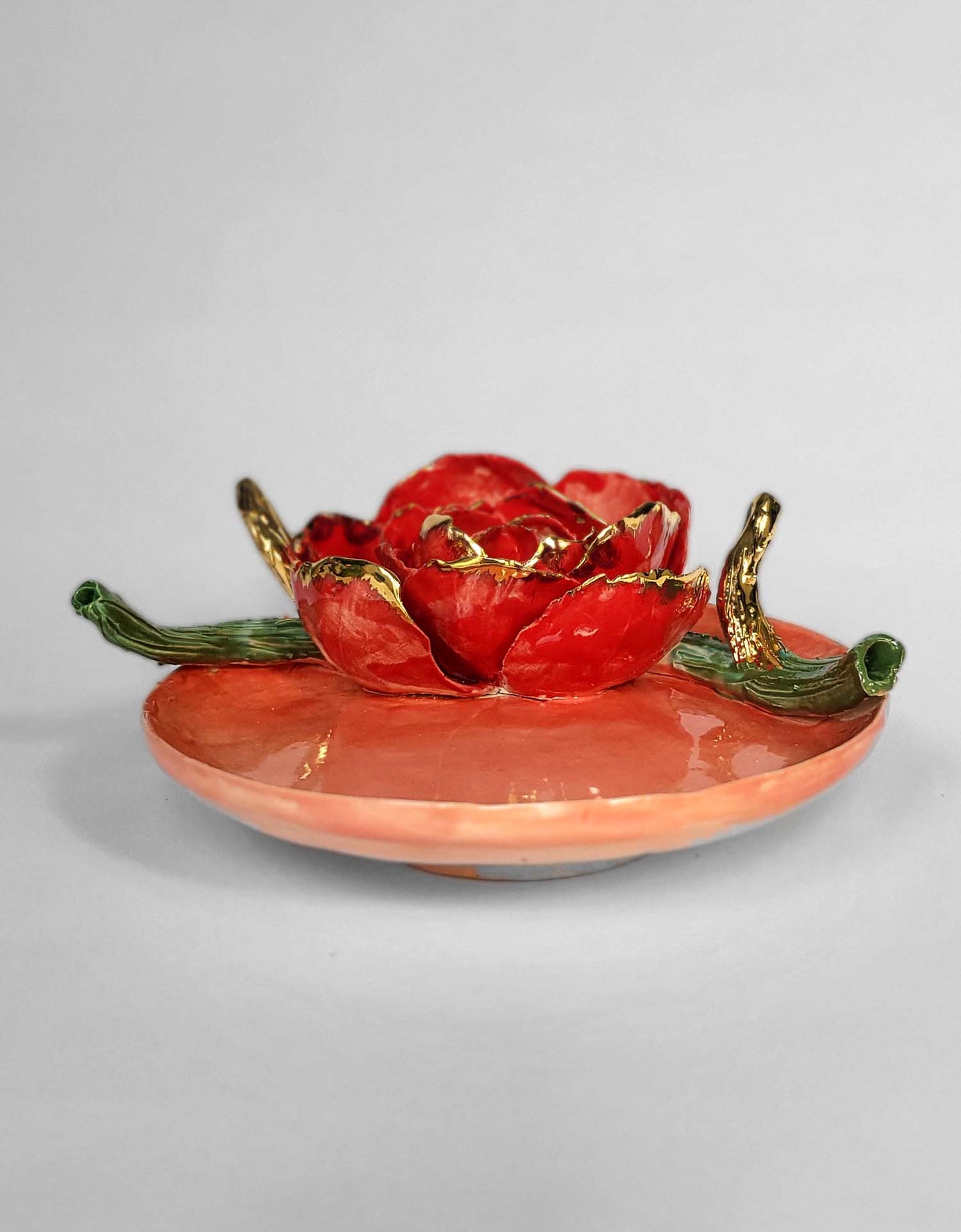 Petit Plat Fleuri en Faïence Emaillée et Or - Pièce Unique