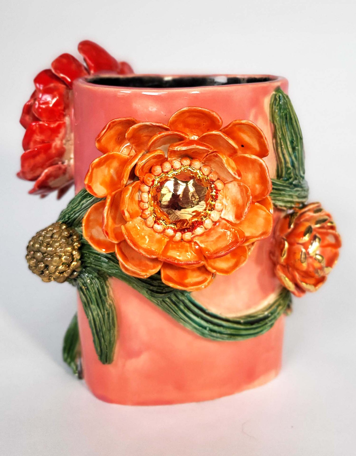 Red and Coral Flower Vase in Enamelled Earthenware and Gold - Unique Piece