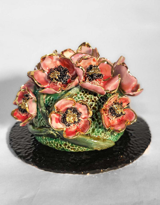 Incense holder with strawberry flower decor and 22 carat gold plating