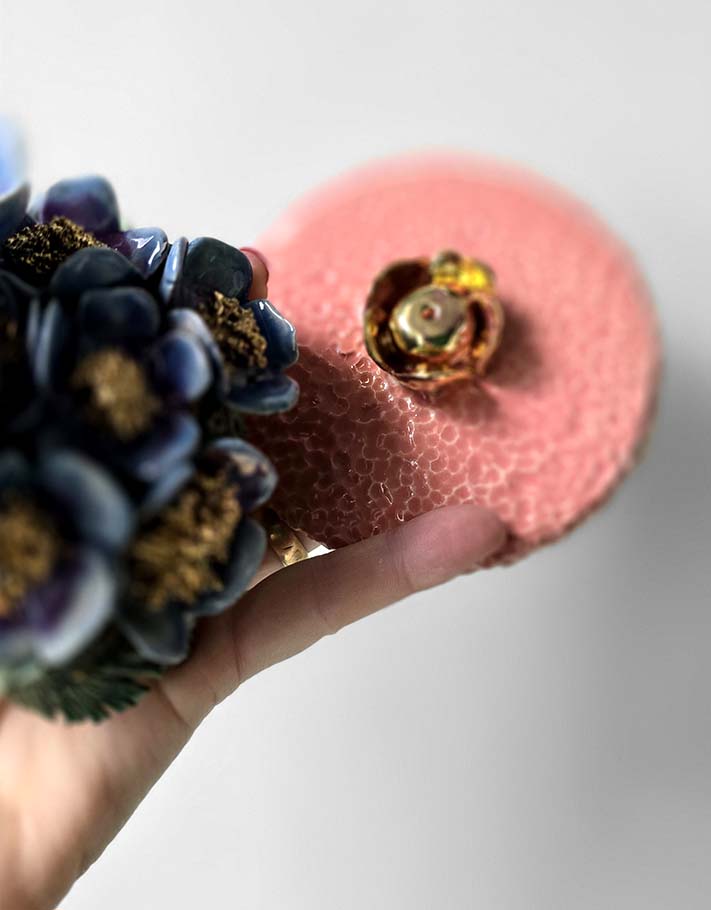 Porte encens Céramique Émaillée, Fleurs de pommier et Or - Pièce Unique Fait Main