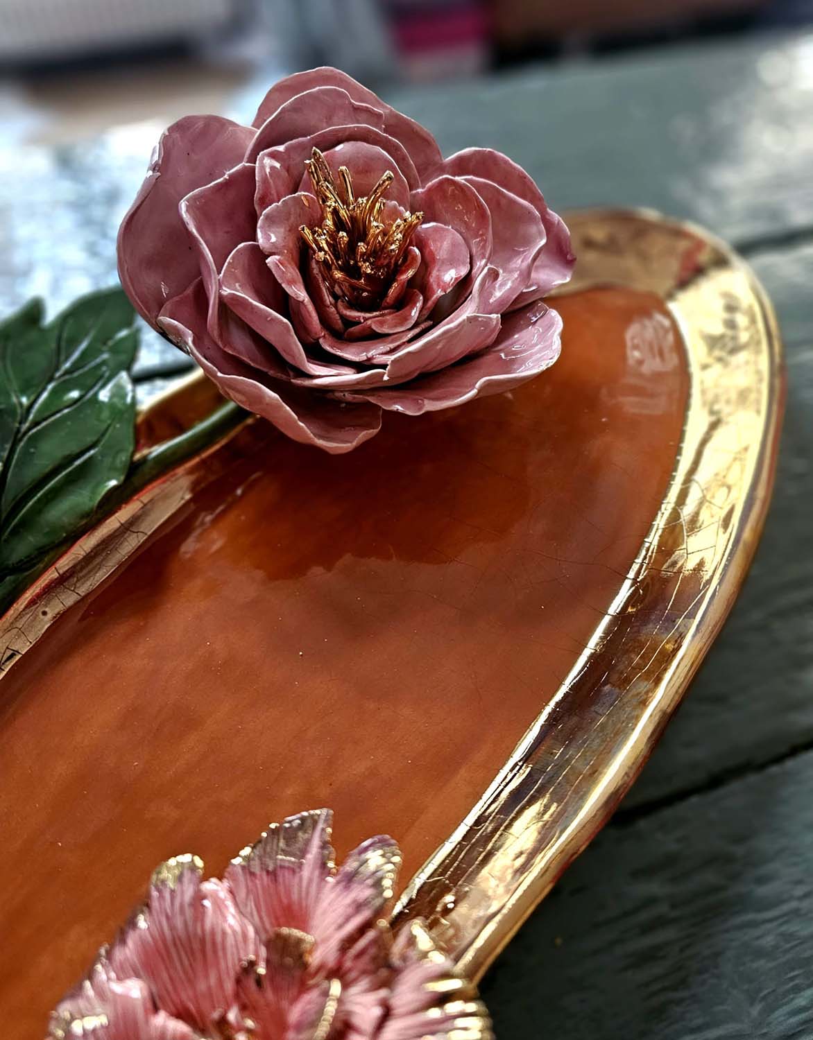 Enamelled earthenware dish gilded with fine 22-carat gold