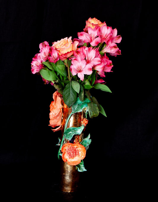 Enamelled earthenware vase gilded with fine 22-carat gold